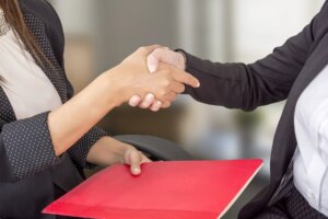 Tips for job interviews in the UAE  – including on CVs