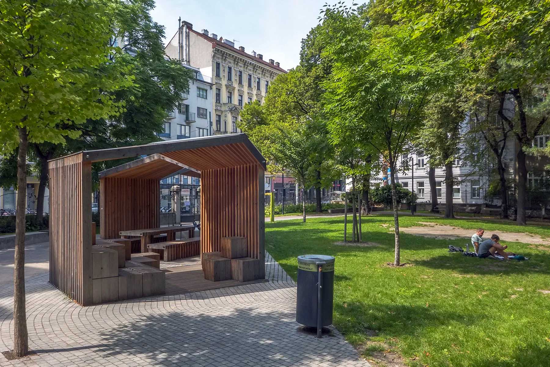 Josef-Strauß-Park, Vienna