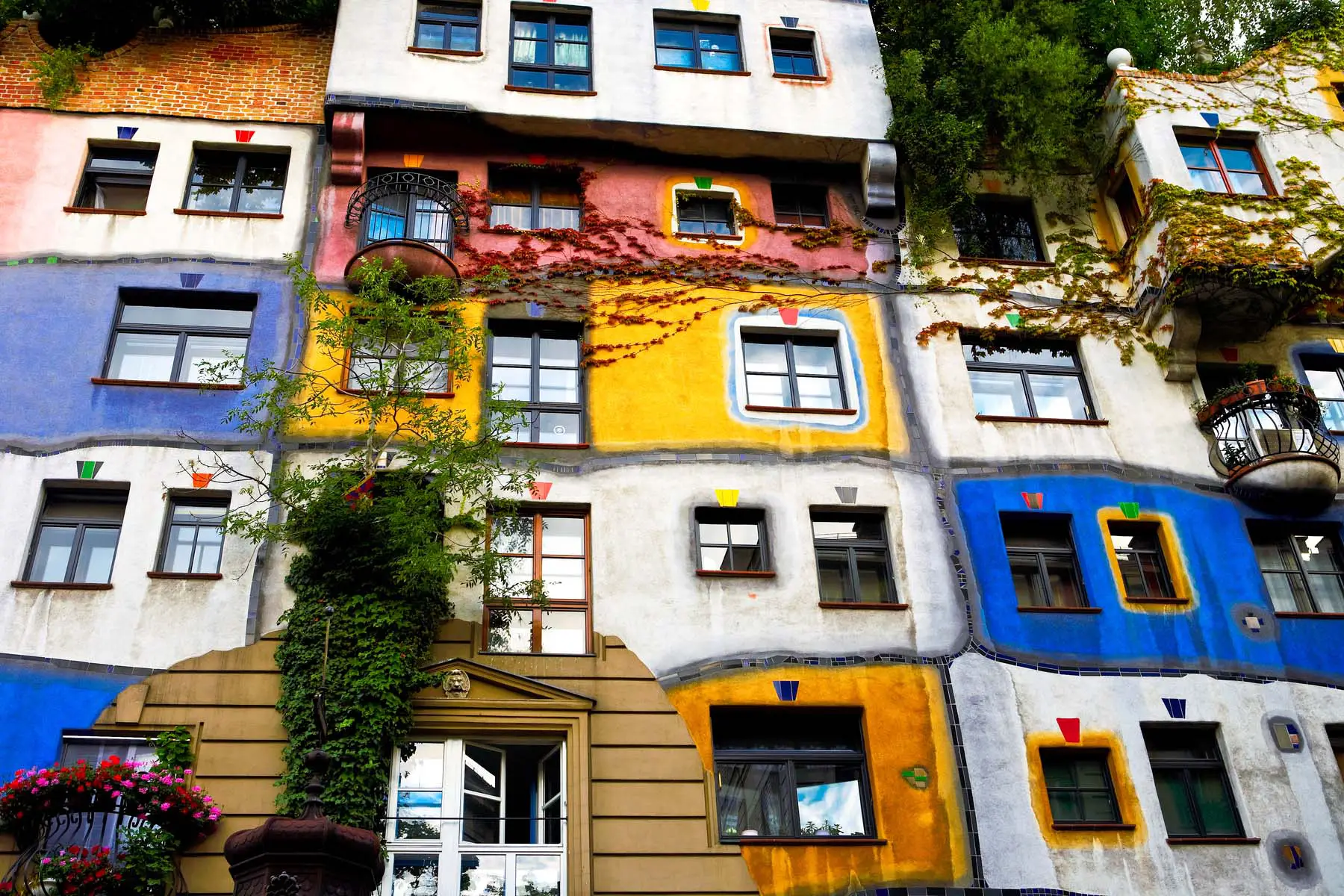 famous Hundertwasserhaus in Vienna