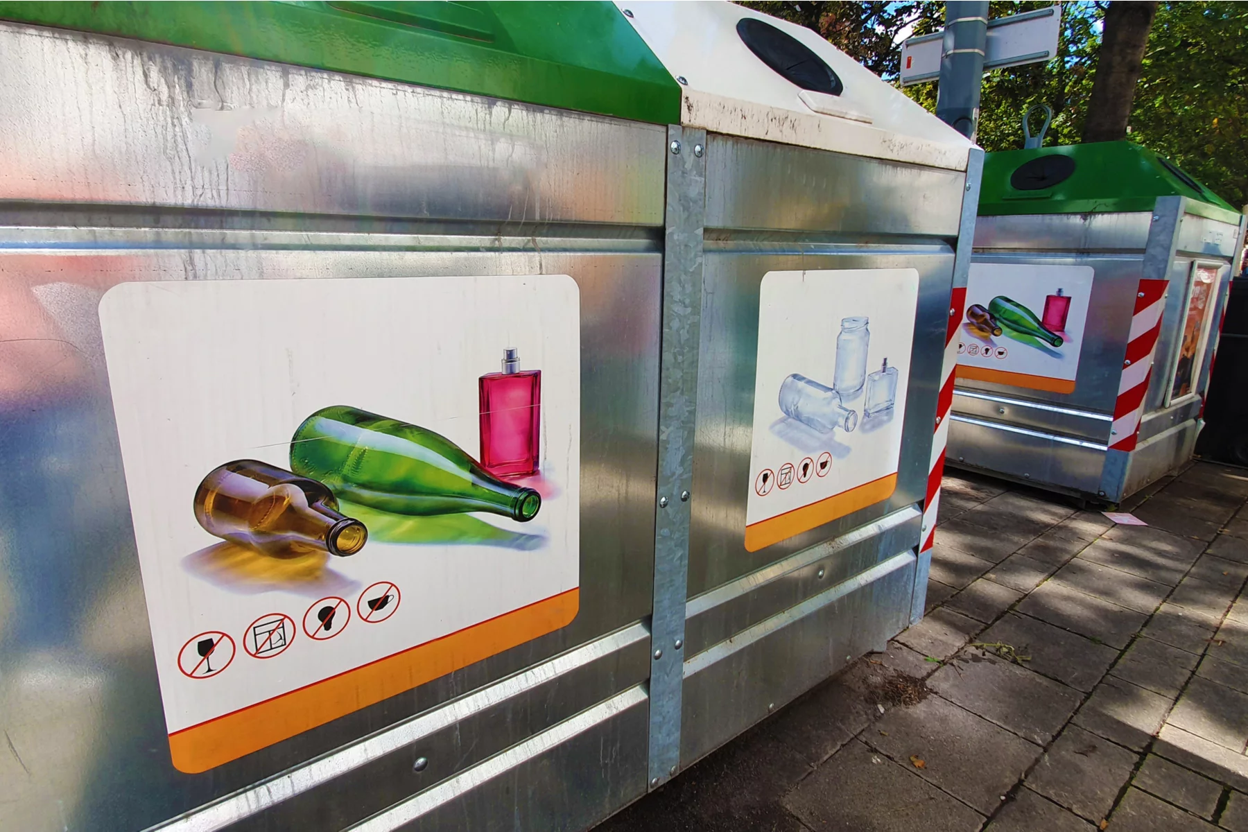 Recycling bins in Vienna
