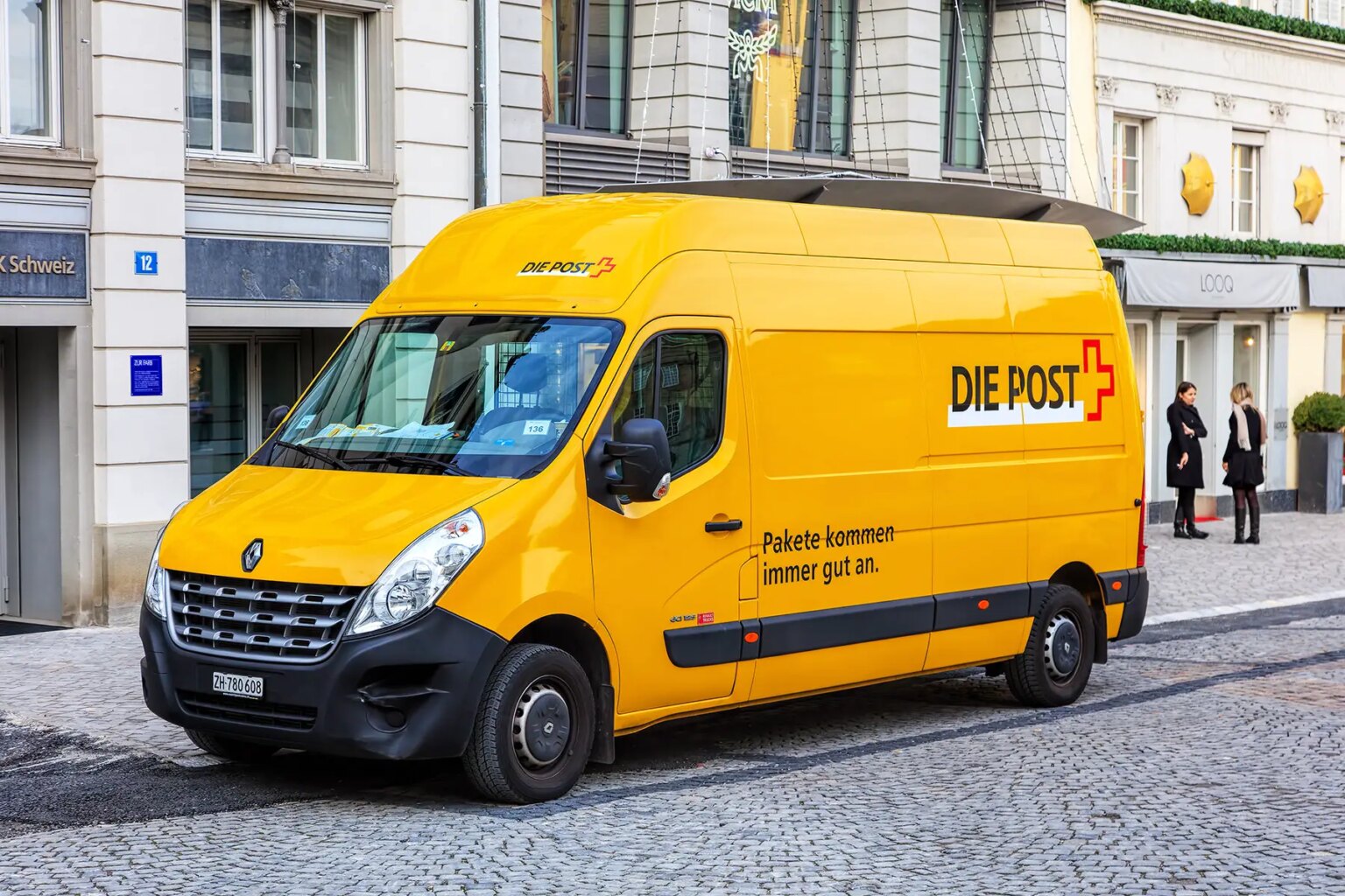 3 Things About The French Postal System: La Poste