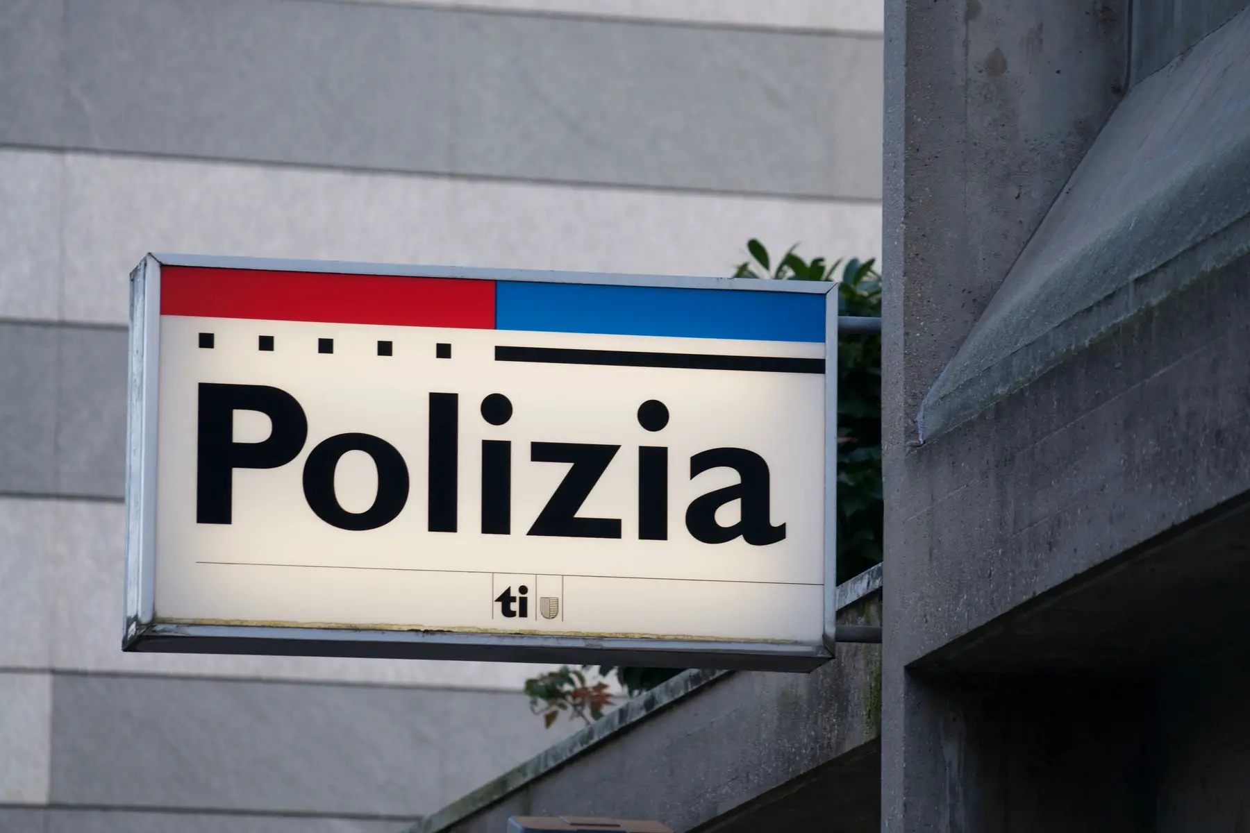 Sign at a police station in Ticino, Switzerland