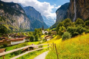 The 10 prettiest small towns in Switzerland