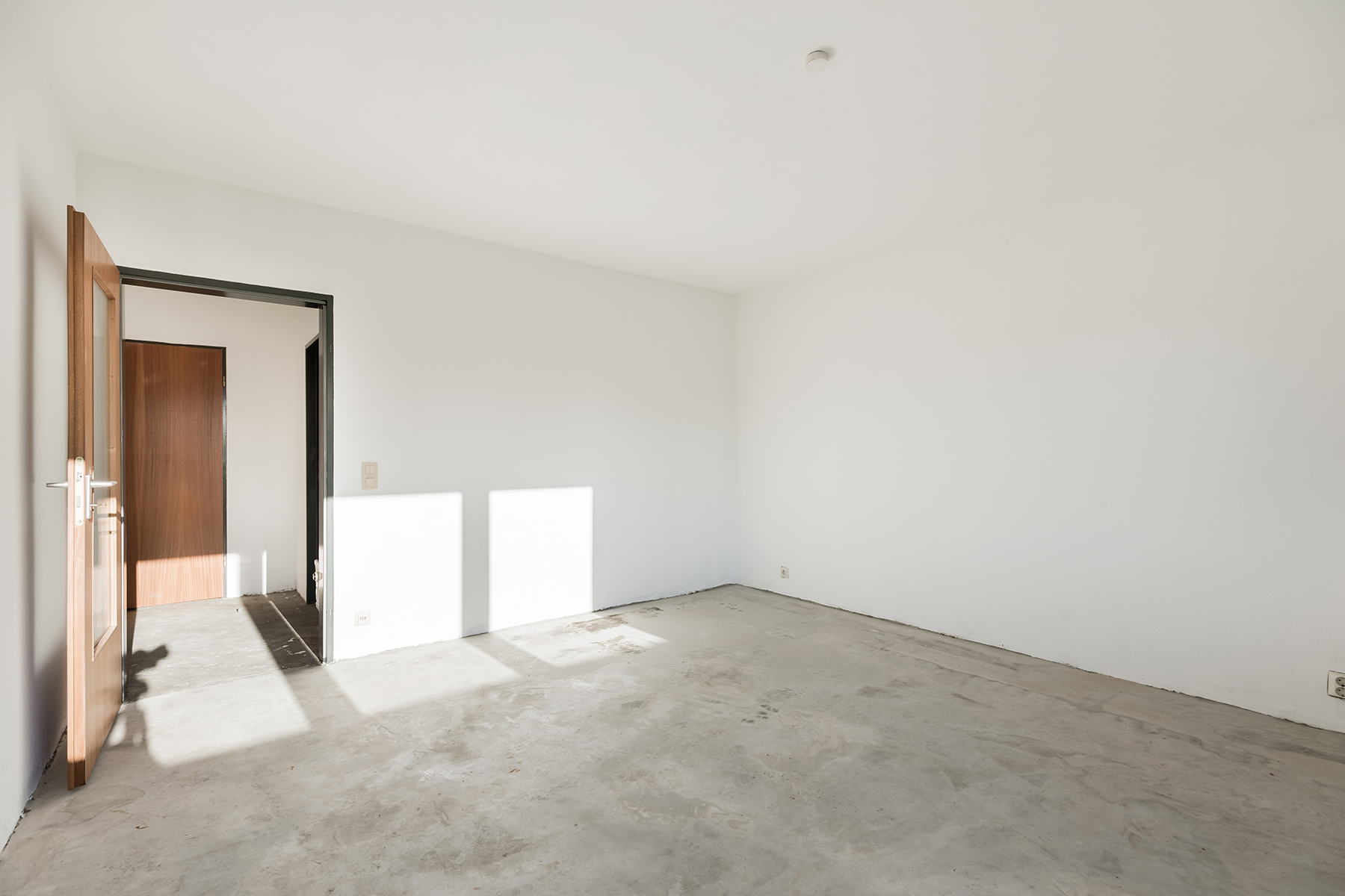 An unfurnished apartment interior