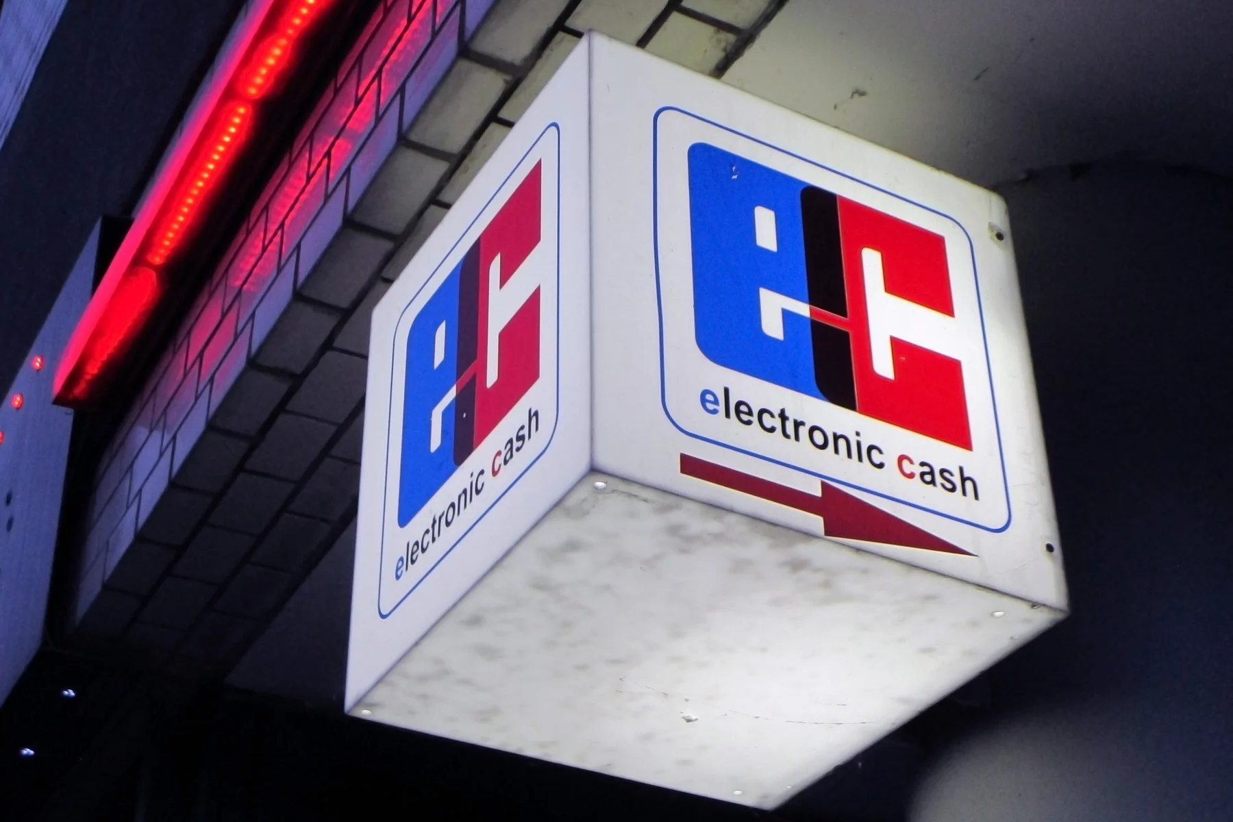 An electronic cash sign in Berlin