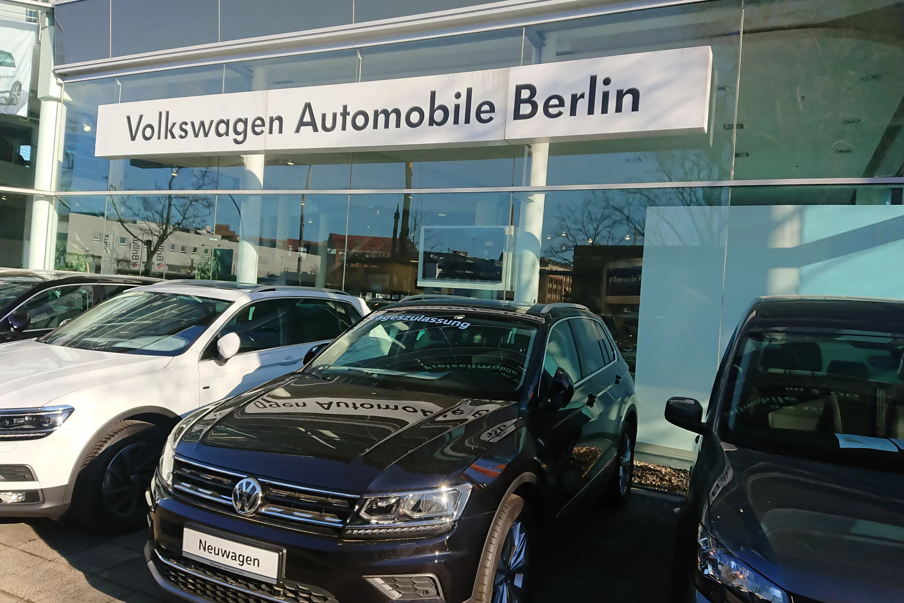 Volkswagen car dealership in Berlin
