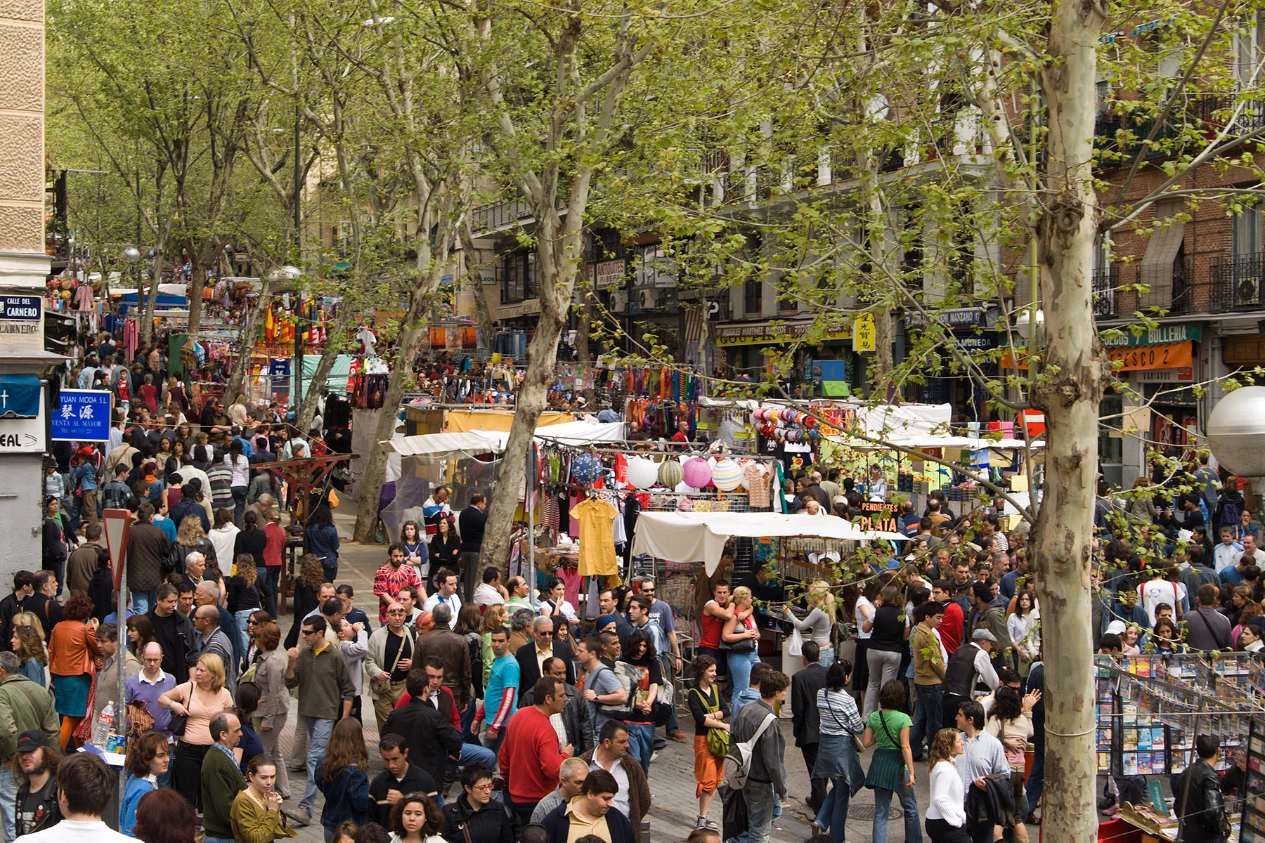 El Rastro flea market in Madrid