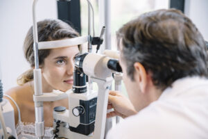 Vision care and finding an eye doctor in Spain