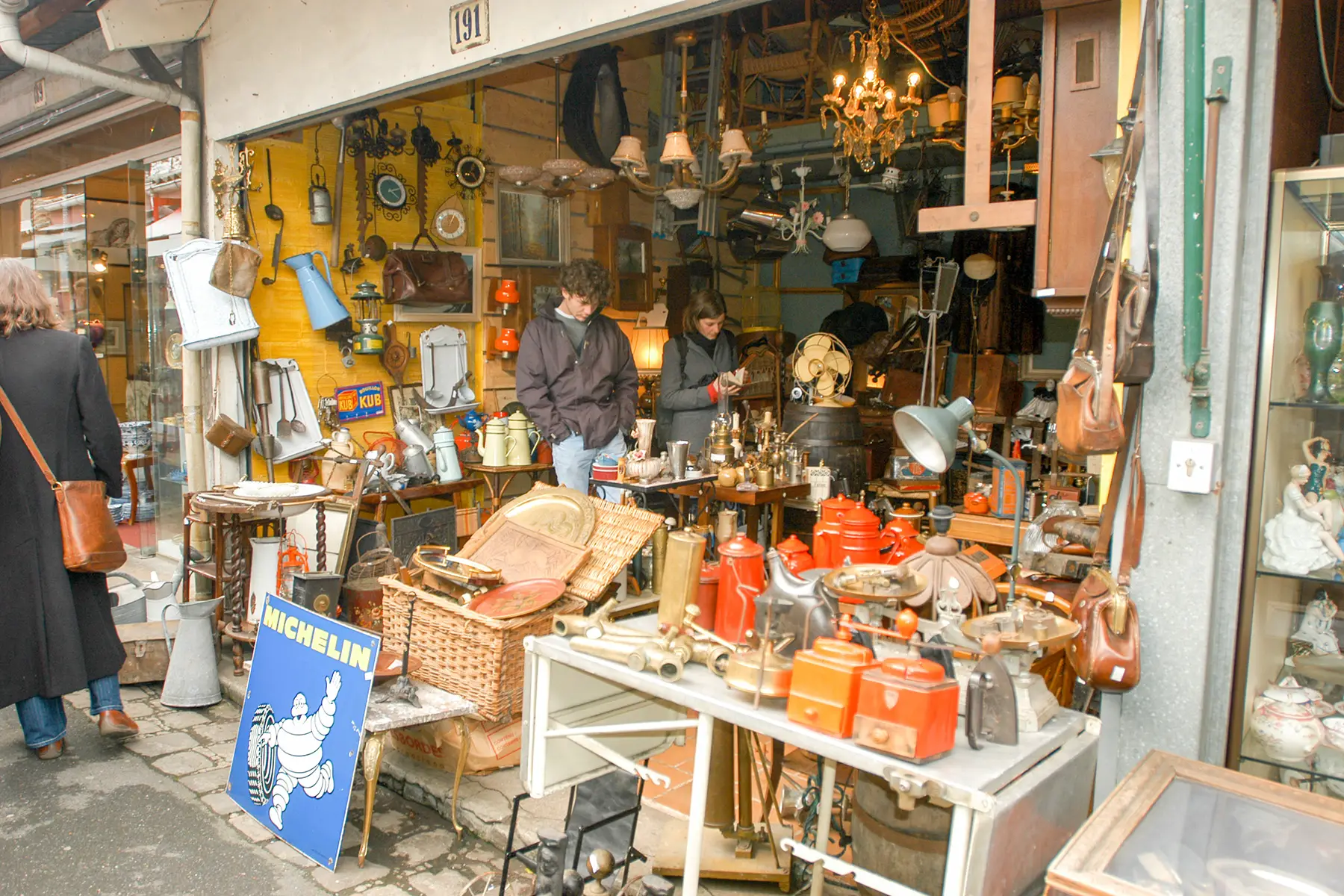 People at a flea market in Clignancourt