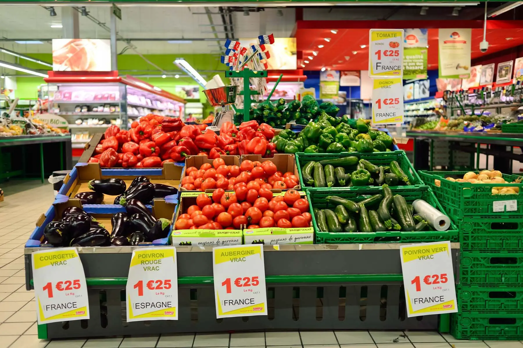 french supermarket fresh produce