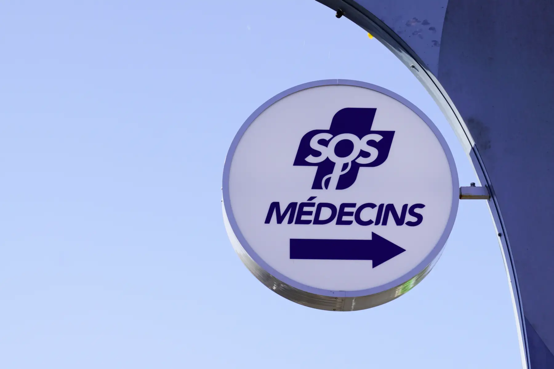 SOS Médecins sign