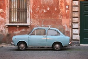 Buying, importing, and selling a car in Italy