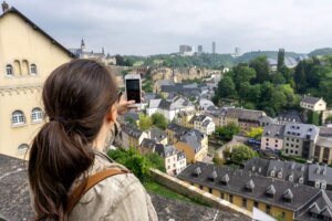 Mobile operators in Luxembourg and how to get a SIM card