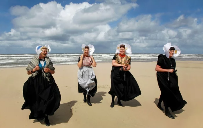 A guide to traditional Dutch clothing and culture