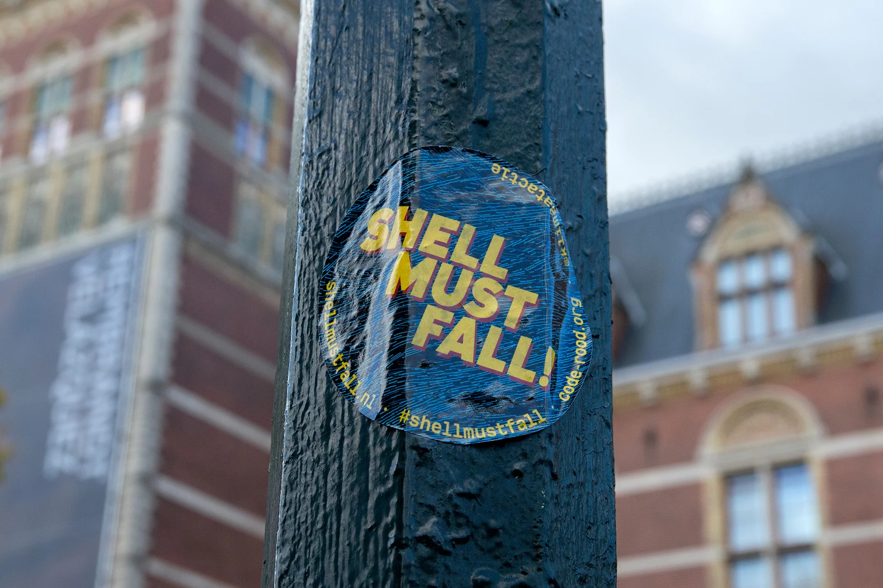 A Shell must fall sticker in Amsterdam