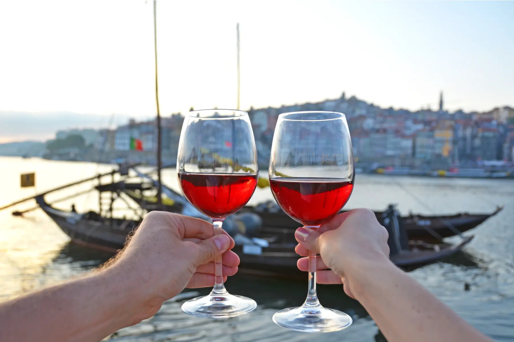 Couple drinking wine on a date in Porto
