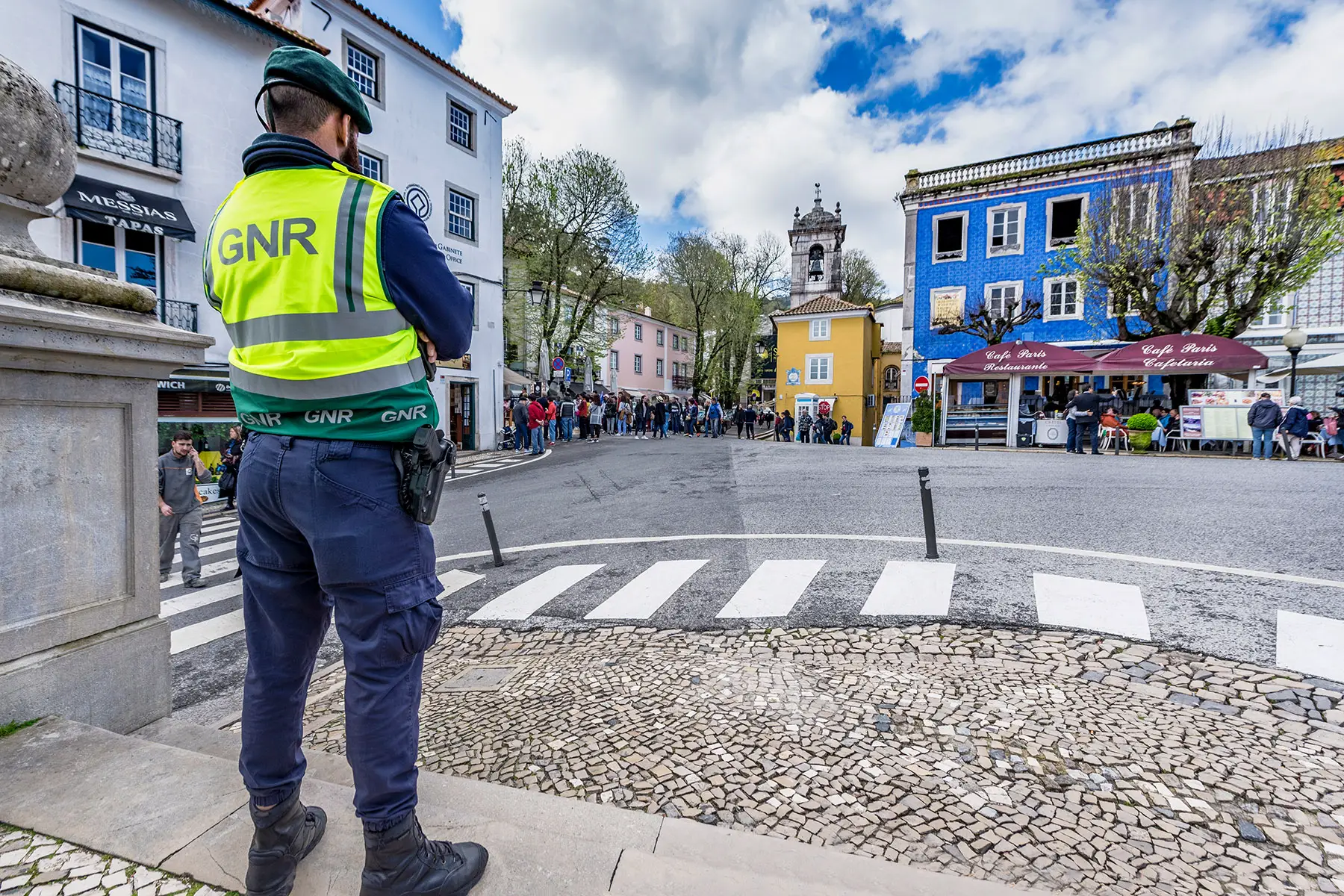 GNR police officer in Sintra
