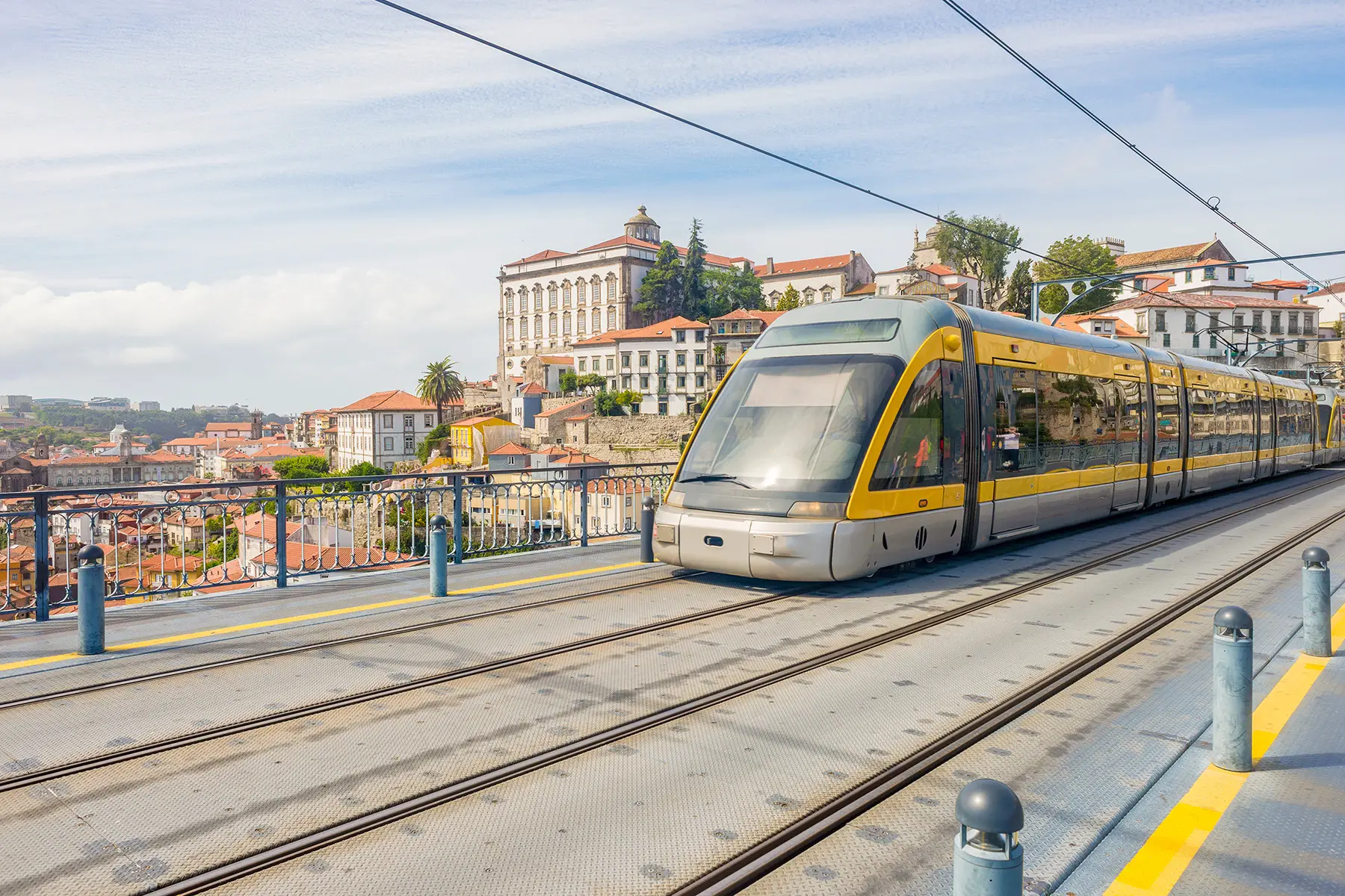 Porto Metro train