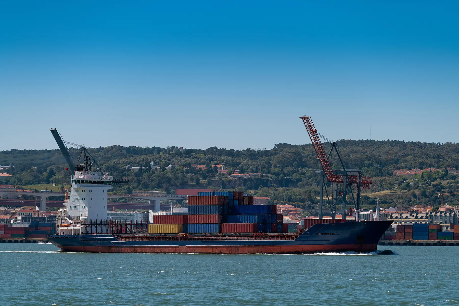 Removals to Portugal: container ship near Lisbon