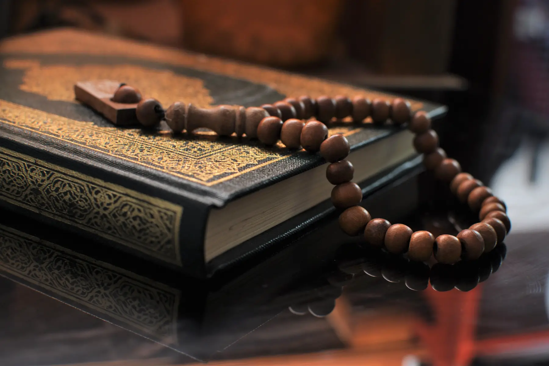 A Qur'an and misbaha, a set of Islamic prayer beads