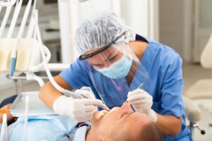 Dentists in Russia: how to access public and private care