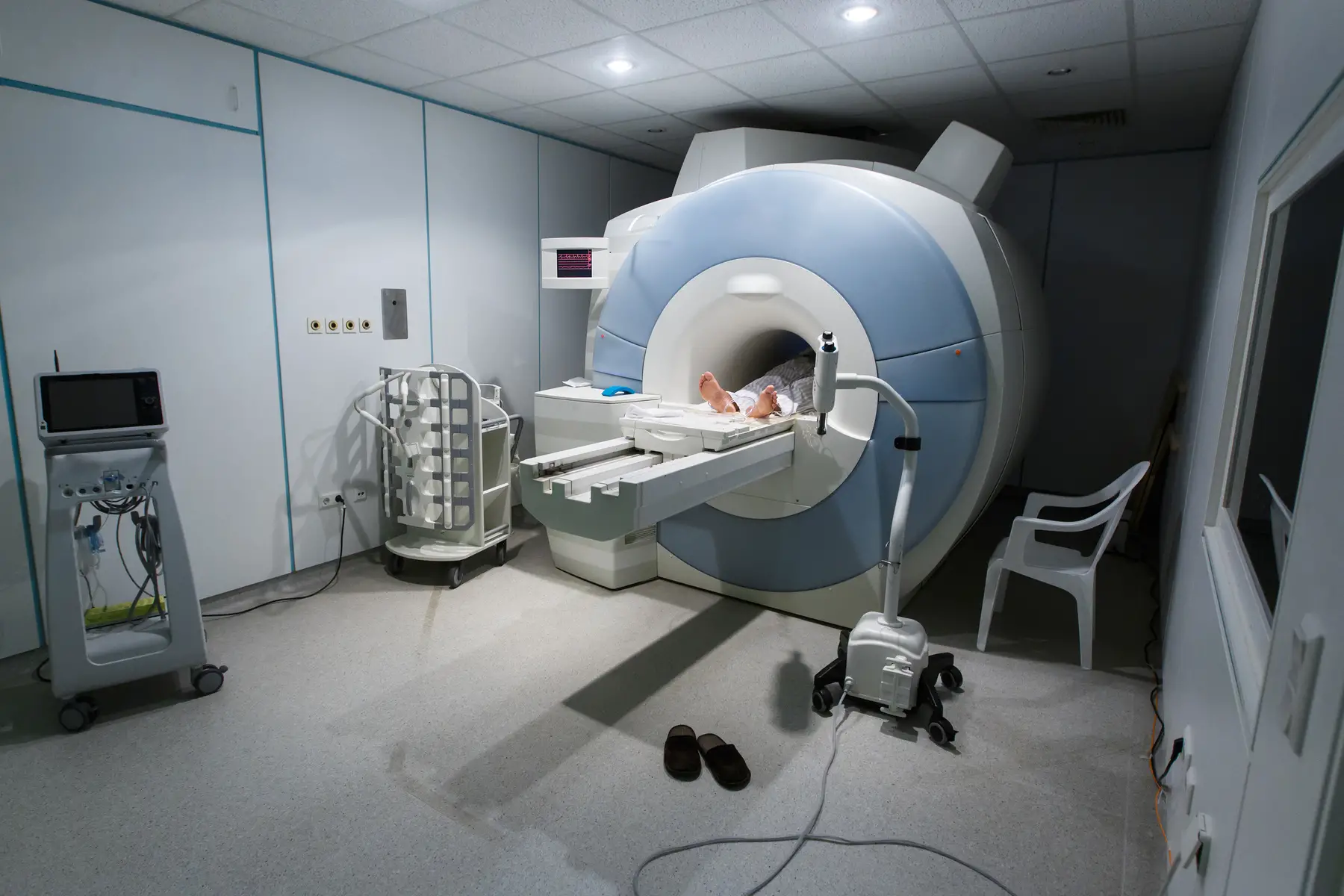 Cancer screening with MRI machine