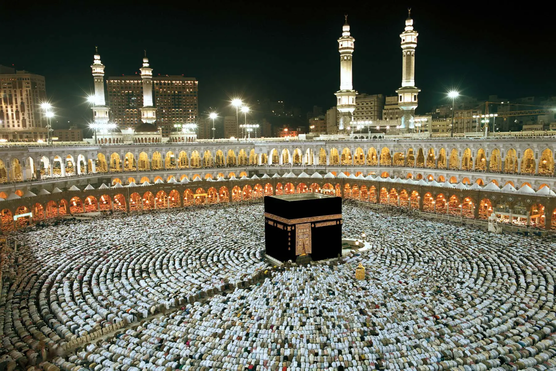 pilgrimage crowds in Mecca, Saudi Arabia