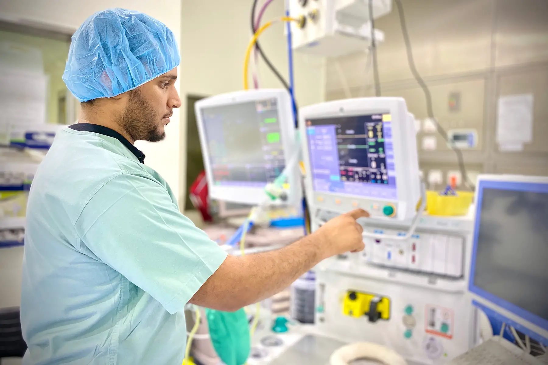 Surgeon in a Saudi Arabian hospital