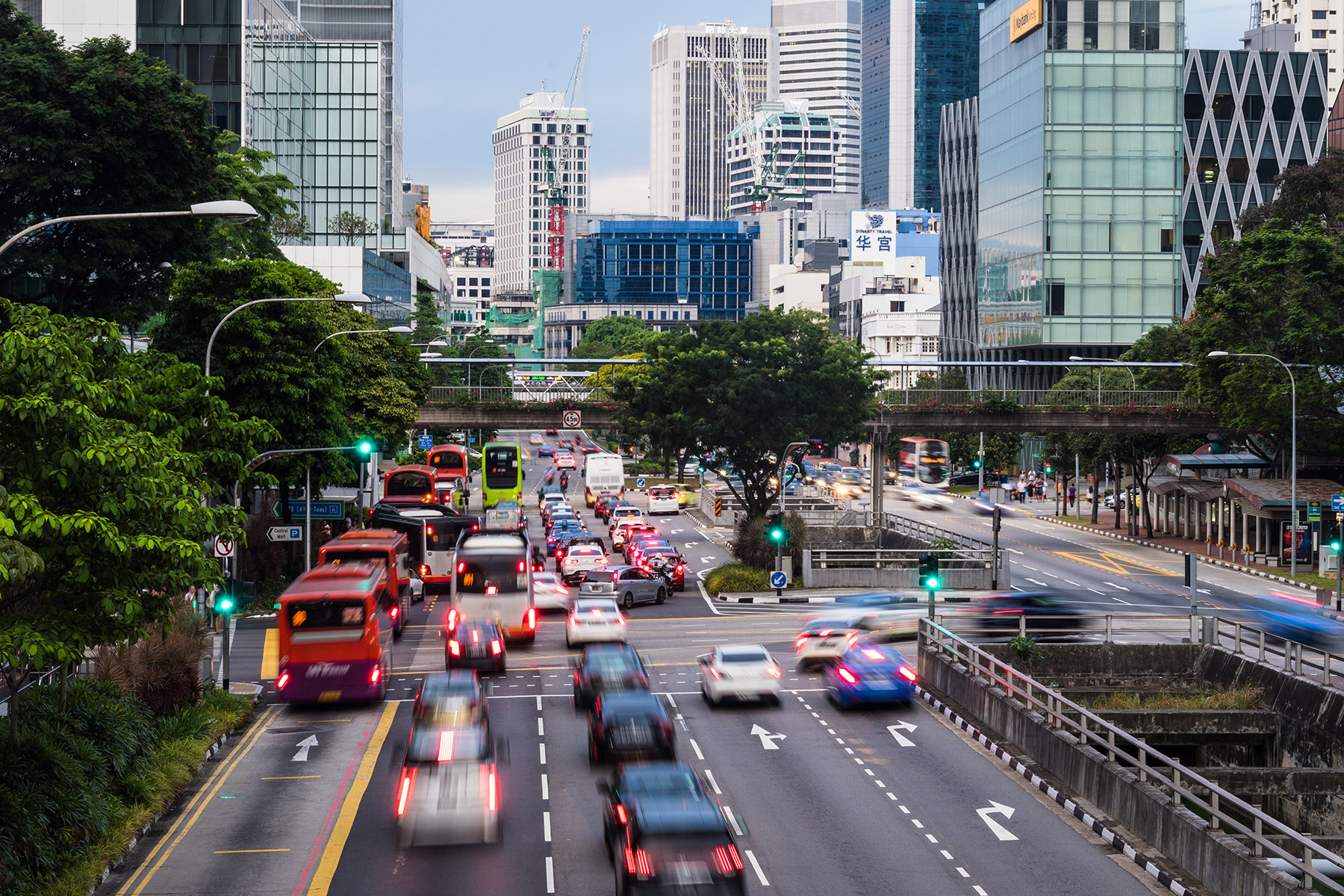 Traffic with Singapore's skyline