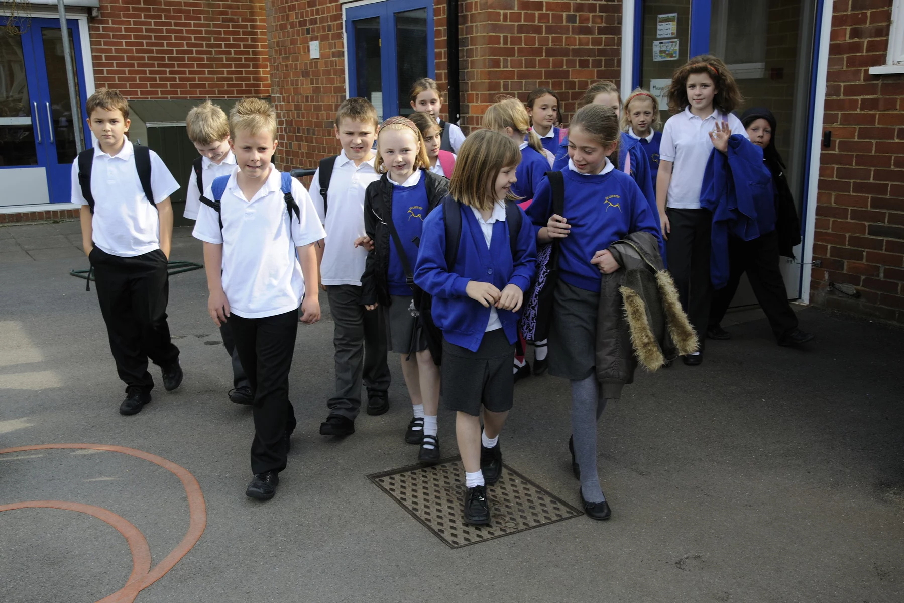 UK education system - Silchester Primary school students leaving school